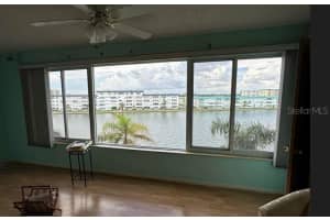 6025 SHORE BOULEVARD, GULFPORT, FL 33707 Sold 03/21/25