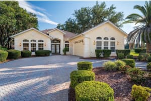 10071 GEORGETOWN COURT, WEEKI WACHEE, FL 34613 Sold 05/01/25