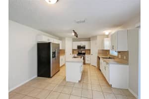 5633 OAKWOOD KNOLL DRIVE, LAKELAND, FL 33811 Sold 02/20/25