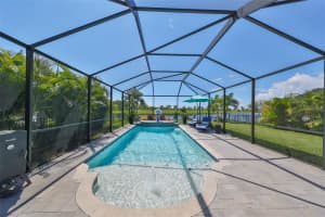 5808 SILVER SUN DRIVE, APOLLO BEACH, FL 33572 Sold 11/05/24