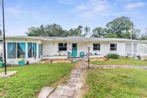 303 HOFFMAN BOULEVARD, TAMPA, FL 33612 Sold 04/04/25