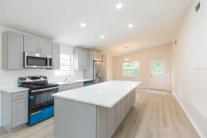 813 PARIS STREET, TAMPA, FL 33604 Sold 11/26/24