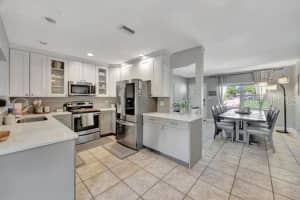 3198 56TH STREET, SAINT PETERSBURG, FL 33710 Sold 02/10/25