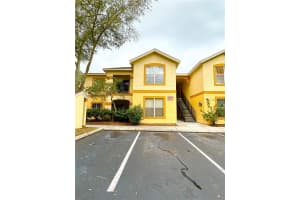 5608 Pinnacle Heights Cir #305, TAMPA