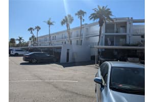 225 COUNTRY CLUB DRIVE, LARGO, FL 33771 Sold 03/17/25