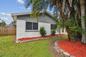 9222 92ND STREET, SEMINOLE, FL 33777 Sold 02/28/25