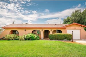 1032 26TH AVENUE, SAINT PETERSBURG, FL 33705 Sold 11/18/24