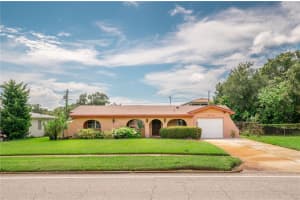 1032 26TH AVENUE, SAINT PETERSBURG, FL 33705 Sold 11/18/24