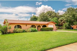 1032 26TH AVENUE, SAINT PETERSBURG, FL 33705 Sold 11/18/24