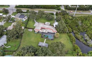1875 BELLEAIR ROAD, CLEARWATER, FL 33764 Sold 11/30/24