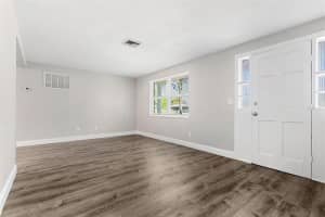 4332 BEACON SQUARE DR, HOLIDAY, FL 34691 Sold 03/08/25