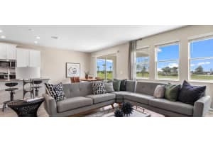 5215 DAGENHAM DRIVE, DAVENPORT, FL 33837 Sold 02/04/25