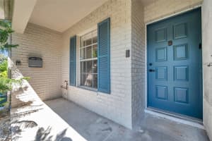 301 KENT PLACE, SAFETY HARBOR, FL 34695 Sold 01/17/25