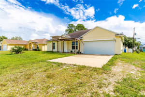 8256 104TH COURT, VERO BEACH, FL 32967 Sold 05/23/25