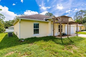 8256 104TH COURT, VERO BEACH, FL 32967 Sold 05/23/25