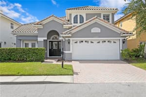 10616 Cape Hatteras Dr, TAMPA