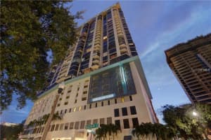1 BEACH DRIVE, ST PETERSBURG, FL 33701 Sold 04/04/25