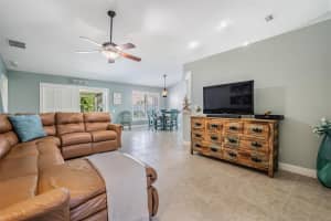 29617 FOG HOLLOW DRIVE, WESLEY CHAPEL, FL 33543 Sold 11/05/24