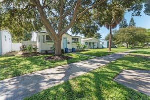 1510 35TH AVENUE, SAINT PETERSBURG, FL 33704 Sold 12/27/24
