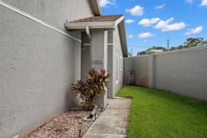 10001 LAKE OAK CIRCLE, TAMPA, FL 33624 Sold 11/12/24