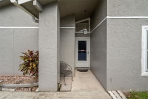 10001 LAKE OAK CIRCLE, TAMPA, FL 33624 Sold 11/12/24