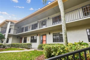 2020 LAKEVIEW DRIVE, CLEARWATER, FL 33763 Sold 02/07/25