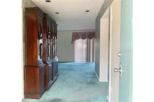 5622 OAKLAND DRIVE, TAMPA, FL 33617 Sold 02/07/25