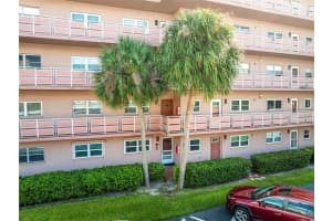 5521 80TH STREET, SAINT PETERSBURG, FL 33709 Sold 03/03/25