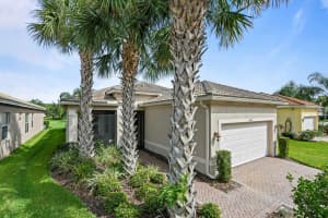 15911 Cobble Mill Dr, WIMAUMA
