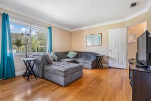 4716 25TH AVENUE, SAINT PETERSBURG, FL 33713 Sold 11/12/24