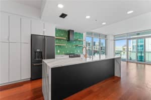912 CHANNELSIDE DRIVE, TAMPA, FL 33602 Sold 08/21/25