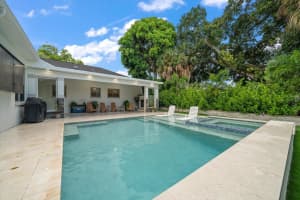 218 GARDEN CIRCLE, BELLEAIR, FL 33756 Sold 11/01/24