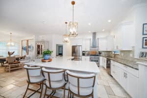 218 GARDEN CIRCLE, BELLEAIR, FL 33756 Sold 11/01/24