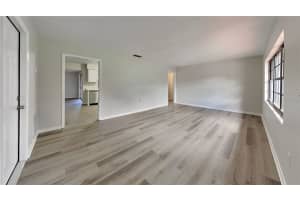 208 SHELLEY DRIVE, WINTER HAVEN, FL 33884 Sold 04/30/25