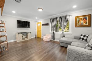 4517 EMERSON AVENUE, SAINT PETERSBURG, FL 33711 Sold 01/28/25