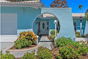 14817 CROWN DRIVE, LARGO, FL 33774 Sold 01/14/25