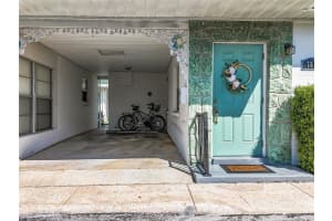 7809 39TH AVENUE, SAINT PETERSBURG, FL 33709 Sold 04/07/25