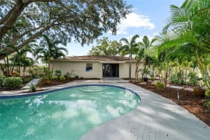 6962 ABERFELDY AVENUE, SAINT PETERSBURG, FL 33709 Sold 01/13/25