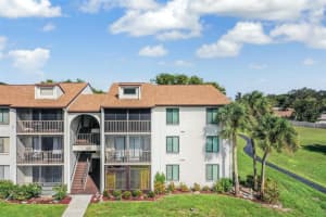 1871 PINE RIDGE WAY, PALM HARBOR, FL 34684 Sold 02/17/25