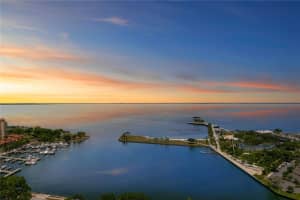 300 BEACH DRIVE, ST PETERSBURG, FL 33701 Sold 01/10/25