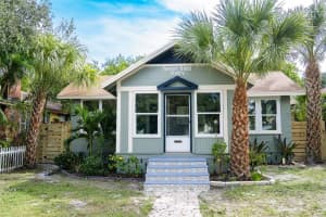 2340 BURLINGTON AVENUE, ST PETERSBURG, FL 33713 Sold 01/06/25