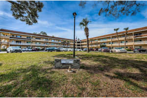 2040 WORLD PARKWAY BOULEVARD, CLEARWATER, FL 33763 Sold 03/10/25