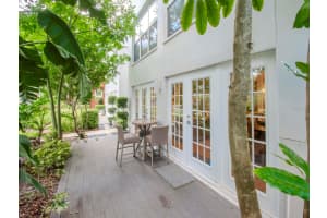2002 DEKLE AVENUE, TAMPA, FL 33606 Sold 12/06/24