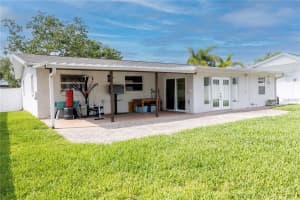 1827 OKLAHOMA AVENUE, SAINT PETERSBURG, FL 33703 Sold 11/13/24
