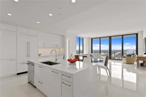 301 1ST STREET, SAINT PETERSBURG, FL 33701 Sold 11/18/24