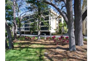1821 GOLFVIEW DRIVE, TARPON SPRINGS, FL 34689 Sold 12/04/24