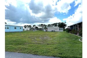 420 MADONNA, NORTH PORT, FL 34287 - MLS#MFRTB8309744