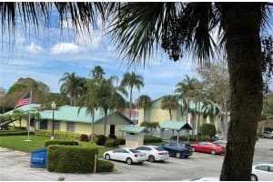 6077 113TH STREET, SEMINOLE, FL 33772 Sold 01/14/25