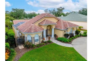 13506 WESTSHIRE DRIVE, TAMPA, FL 33618 Sold 11/28/24