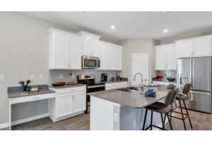 3175 COUNTRY SIDE DRIVE, APOPKA, FL 32712 Sold 11/26/24